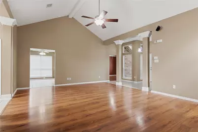 1306 Teal Glen Court, Houston, TX 77062 - Photo 9