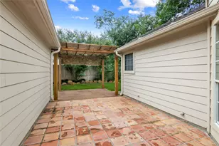 1306 Teal Glen Ct, Houston, TX 77062 - Photo 3