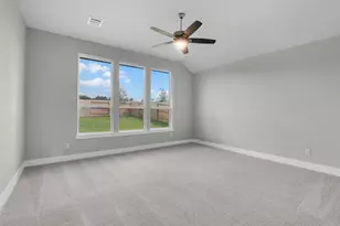14908 Clover Mdw Ln, Montgomery, TX 77316 - Photo 11