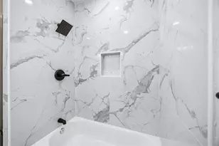 18234 Atkinson Ln, Conroe, TX 77384 - Photo 21