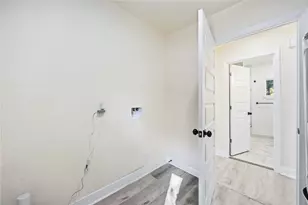 18234 Atkinson Ln, Conroe, TX 77384 - Photo 17