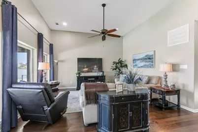 2 Villas Ways Drive, Conroe, TX 77356 - Photo 15
