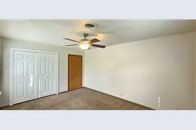 2410 Bradford, Orange, TX 77360 - Photo 15
