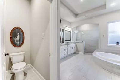 404 Summit Ridge Court, Conroe, TX 77318 - Photo 35