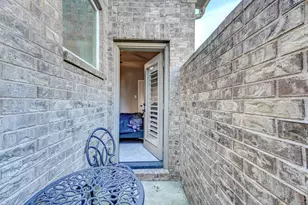 404 Summit Ridge Ct, Conroe, TX 77318 - Photo 43