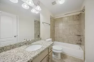 1113 Peden St, Houston, TX 77006 - Photo 17