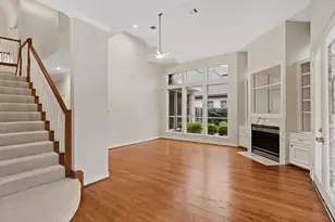 7322 Greatwood Lake Dr, Sugar Land, TX 77479 - Photo 11