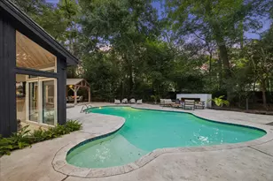 2411 Oakbank Dr, Kingwood, TX 77339 - Photo 5