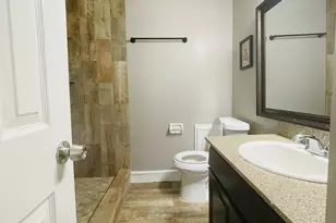 7934 Leonora St, Houston, TX 77061 - Photo 17