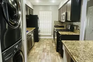7934 Leonora St, Houston, TX 77061 - Photo 11