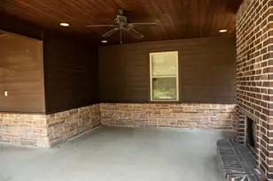 8951 N Garden Dr, Beaumont, TX 77705 - Photo 19