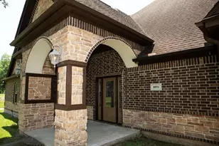 8951 N Garden Dr, Beaumont, TX 77705 - Photo 5