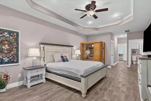 2504 W Greenbriar Dr, Huntsville, TX 77340 - Photo 13