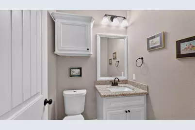 2504 W Green Briar Drive, Huntsville, TX 77340 - Photo 11