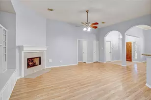 6406 Lauren Ln, Pearland, TX 77584 - Photo 3