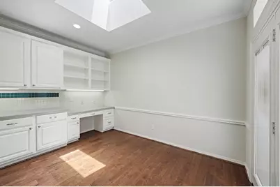 22 N Castlegreen Circle, The Woodlands, TX 77381 - Photo 25
