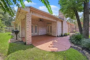 22 N Castlegreen Cir, The Woodlands, TX 77381 - Photo 41