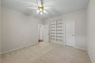 22 N Castlegreen Cir, The Woodlands, TX 77381 - Photo 35