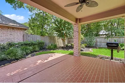 22 N Castlegreen Circle, The Woodlands, TX 77381 - Photo 39