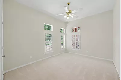 22 N Castlegreen Circle, The Woodlands, TX 77381 - Photo 33