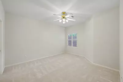 22 N Castlegreen Circle, The Woodlands, TX 77381 - Photo 37