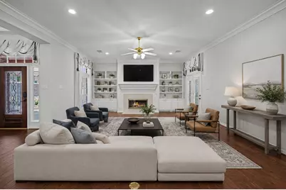 22 N Castlegreen Circle, The Woodlands, TX 77381 - Photo 15