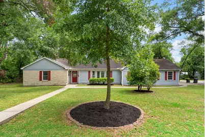 1009 Thomas Avenue, Conroe, TX 77301 - Photo 1