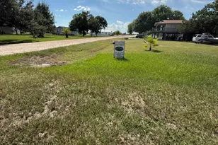44 Starling Dr, Palacios, TX 77465 - Photo 29