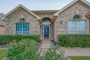 3322 E Cedar Hollow Dr, Pearland, TX 77584 - Photo 5