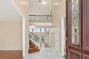5907 Indian Hills Ln, Sugar Land, TX 77479 - Photo 3