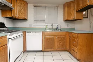 13826 Southline Rd, Sugar Land, TX 77498 - Photo 7