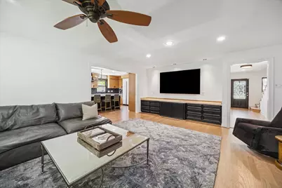 12727 Kingsride Lane, Houston, TX 77024 - Photo 7