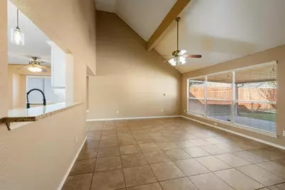 10905 Dogwood Drive, La Porte, TX 77571 - Photo 13