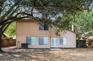 20246 Regents Corner Dr, Katy, TX 77449 - Photo 17