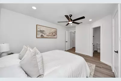 12323 Brandywyne Drive, Houston, TX 77077 - Photo 21