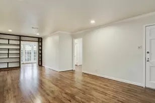 1652 Vassar St, Houston, TX 77006 - Photo 7