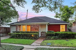 1652 Vassar St, Houston, TX 77006 - Photo 1