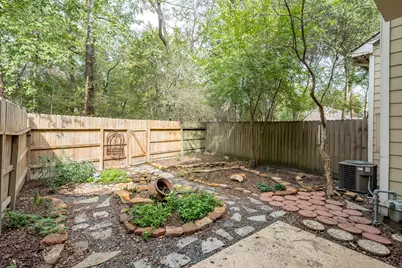 86 Wintergreen Trail, The Woodlands, TX 77382 - Photo 37