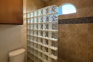 2939 Clinton Dr, Houston, TX 77020 - Photo 13