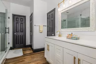 810 Hallmark Oak St, Seabrook, TX 77586 - Photo 15