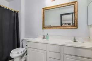 810 Hallmark Oak St, Seabrook, TX 77586 - Photo 23