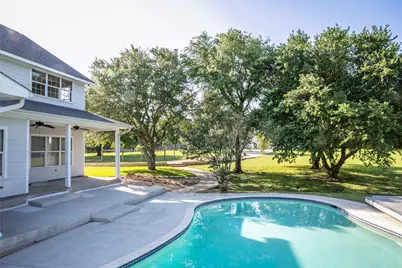 8660 Cedar Hill Road, Brenham, TX 77833 - Photo 25