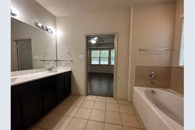 2423 Garden Shadow Drive, Conroe, TX 77384 - Photo 13
