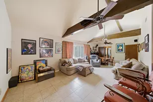 1124 Estate Dr, La Marque, TX 77568 - Photo 9