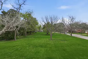 1124 Estate Dr, La Marque, TX 77568 - Photo 41