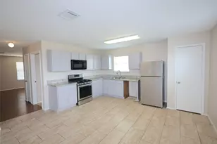 3203 Becker Glen St, Fresno, TX 77545 - Photo 5