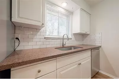 15726 Sea Liner Dr, Houston, TX 77062 - Photo 13