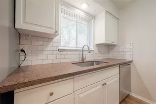 15726 Sea Liner Dr, Houston, TX 77062 - Photo 13
