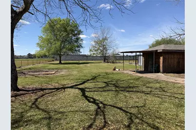 1532 Sunny Acres, Winnie, TX 77665 - Photo 25