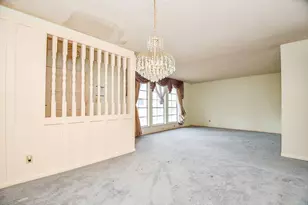 2336 Shadowdale Dr, Houston, TX 77043 - Photo 3